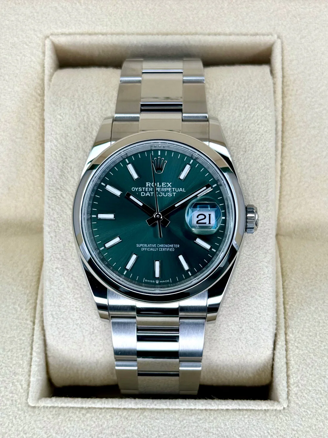 NEW 2025 Rolex Datejust 36mm 126200 Oyster Mint Green Dial